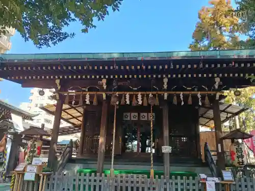 子易神社の{uncategorized: "未分類", other: "その他", undefined: "問題あり", building: "その他建物", grave: "お墓", sacred_gate: "鳥居", guardian: "狛犬", statue: "像", buddha: "仏像", history: "歴史", nature: "自然", garden: "庭園", animal: "動物", pagoda: "塔", temizu: "手水舎", mountain_gate: "山門・神門", sanctuary: "本殿・本堂", subordinate: "末社・摂社", art: "芸術", scenery: "景色", jizo: "地蔵", ema: "絵馬", goshuin: "御朱印", omikuji: "おみくじ", items: "授与品その他", amulet: "お守り", goshuincho: "御朱印帳", eats: "食事", festival: "お祭り", votive_dance: "神楽", shichigosan: "七五三参", wedding: "結婚式", experience: "体験その他", initially: "初詣", around: "周辺", anti_infection: "感染症対策"}