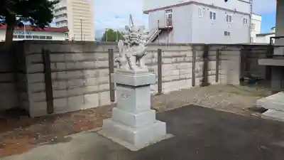 上白石神社の狛犬