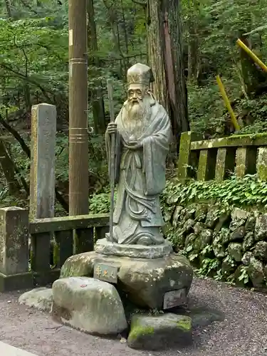 榛名神社の像