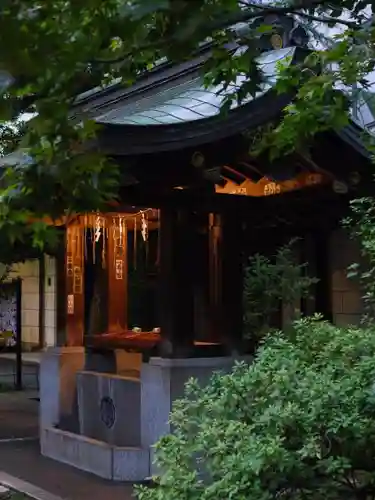 青山熊野神社の手水