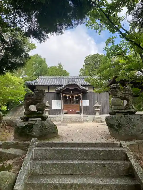 岩倉神社(岡山県)