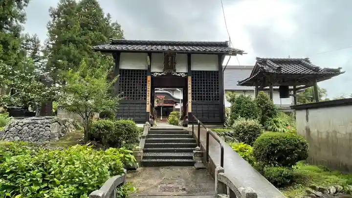 照光寺の山門・神門