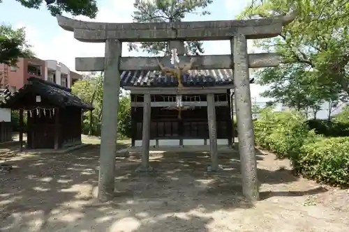 井於神社の末社