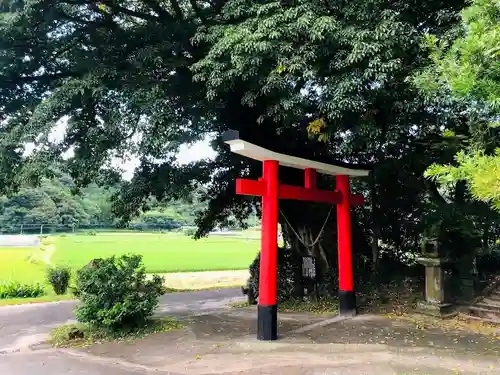 鬼丸神社の鳥居