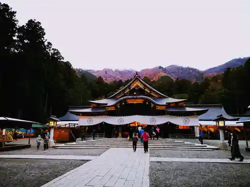 彌彦神社の本殿