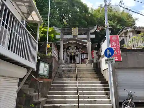 石川町諏訪神社の鳥居