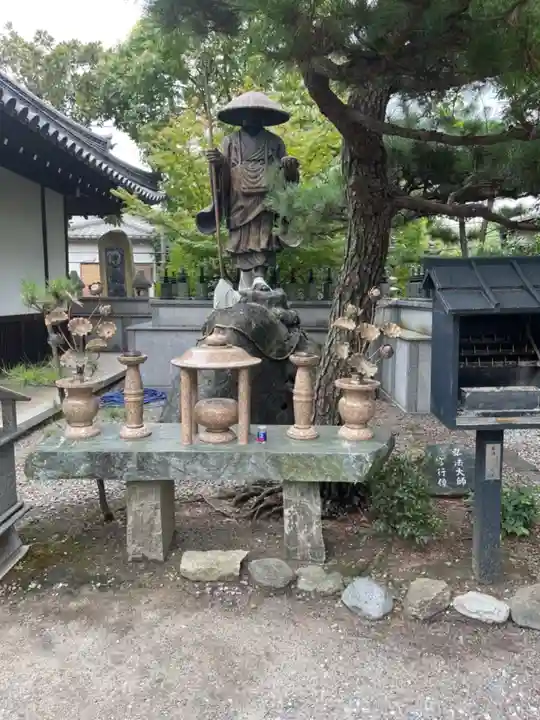 葛井寺の像
