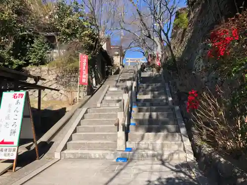 由加山 由加神社本宮の建物その他