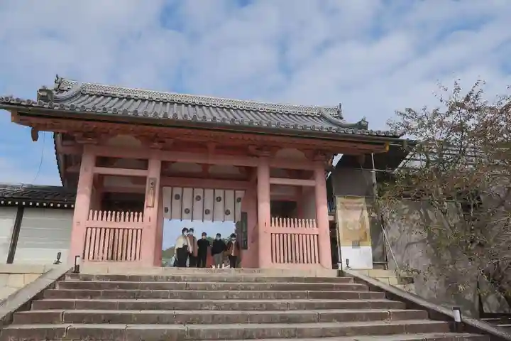 仁和寺の山門・神門