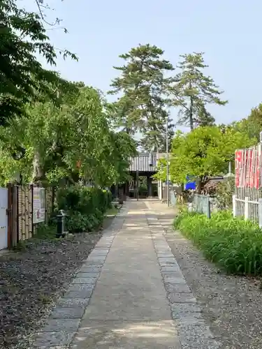 證誠院の山門・神門
