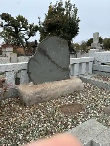 総持寺の{uncategorized: "未分類", other: "その他", undefined: "問題あり", building: "その他建物", grave: "お墓", sacred_gate: "鳥居", guardian: "狛犬", statue: "像", buddha: "仏像", history: "歴史", nature: "自然", garden: "庭園", animal: "動物", pagoda: "塔", temizu: "手水舎", mountain_gate: "山門・神門", sanctuary: "本殿・本堂", subordinate: "末社・摂社", art: "芸術", scenery: "景色", jizo: "地蔵", ema: "絵馬", goshuin: "御朱印", omikuji: "おみくじ", items: "授与品その他", amulet: "お守り", goshuincho: "御朱印帳", eats: "食事", festival: "お祭り", votive_dance: "神楽", shichigosan: "七五三参", wedding: "結婚式", experience: "体験その他", initially: "初詣", around: "周辺", anti_infection: "感染症対策"}