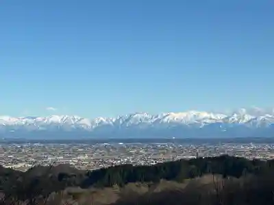 倶利迦羅不動寺山頂本堂(石川県)