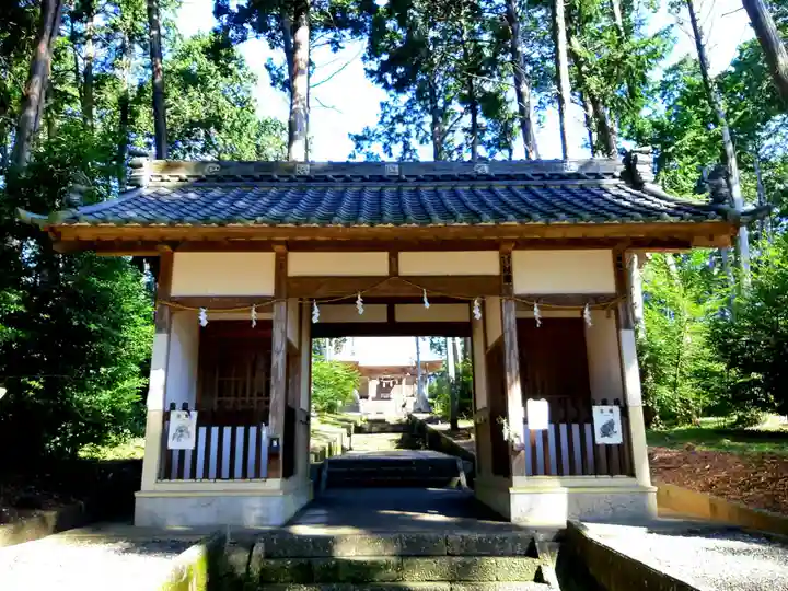 椎ケ脇神社の山門・神門