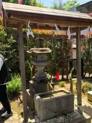 横浜御嶽神社の手水舎