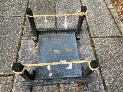 真田神社の{uncategorized: "未分類", other: "その他", undefined: "問題あり", building: "その他建物", grave: "お墓", sacred_gate: "鳥居", guardian: "狛犬", statue: "像", buddha: "仏像", history: "歴史", nature: "自然", garden: "庭園", animal: "動物", pagoda: "塔", temizu: "手水舎", mountain_gate: "山門・神門", sanctuary: "本殿・本堂", subordinate: "末社・摂社", art: "芸術", scenery: "景色", jizo: "地蔵", ema: "絵馬", goshuin: "御朱印", omikuji: "おみくじ", items: "授与品その他", amulet: "お守り", goshuincho: "御朱印帳", eats: "食事", festival: "お祭り", votive_dance: "神楽", shichigosan: "七五三参", wedding: "結婚式", experience: "体験その他", initially: "初詣", around: "周辺", anti_infection: "感染症対策"}