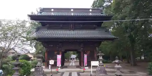 妻沼聖天山歓喜院の山門