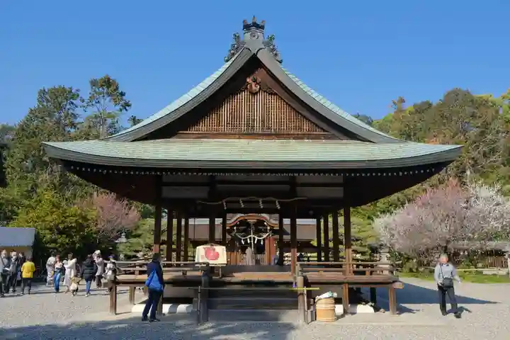 梅宮大社の本殿・本堂