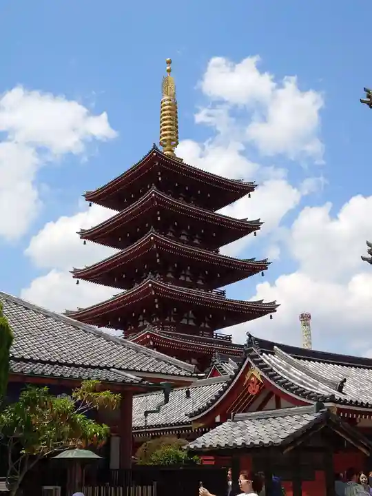 浅草寺の塔