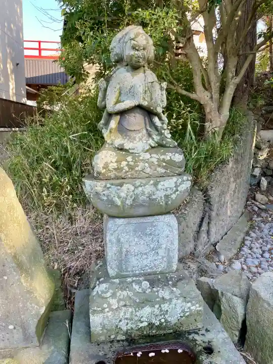福徳院不動尊の{uncategorized: "未分類", other: "その他", undefined: "問題あり", building: "その他建物", grave: "お墓", sacred_gate: "鳥居", guardian: "狛犬", statue: "像", buddha: "仏像", history: "歴史", nature: "自然", garden: "庭園", animal: "動物", pagoda: "塔", temizu: "手水舎", mountain_gate: "山門・神門", sanctuary: "本殿・本堂", subordinate: "末社・摂社", art: "芸術", scenery: "景色", jizo: "地蔵", ema: "絵馬", goshuin: "御朱印", omikuji: "おみくじ", items: "授与品その他", amulet: "お守り", goshuincho: "御朱印帳", eats: "食事", festival: "お祭り", votive_dance: "神楽", shichigosan: "七五三参", wedding: "結婚式", experience: "体験その他", initially: "初詣", around: "周辺", anti_infection: "感染症対策"}