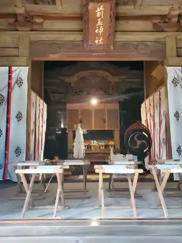 前玉神社の本殿・本堂