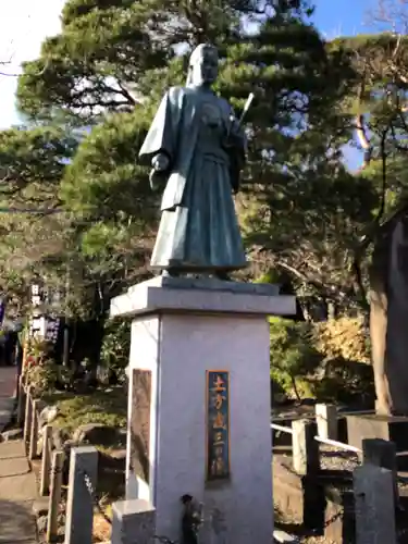 高幡不動尊　金剛寺の像