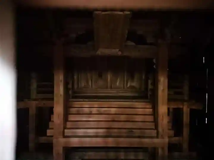 若宮八幡社の本殿・本堂