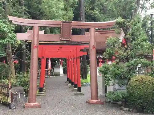 亀ケ池八幡宮の鳥居