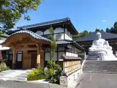 御誕生寺（猫寺）(福井県)