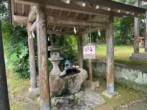 加知彌神社の手水