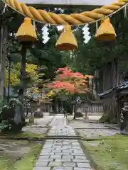 雄山神社中宮祈願殿の建物その他