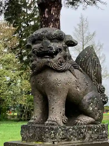 雨龍神社の狛犬