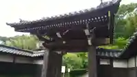 心行寺の山門・神門