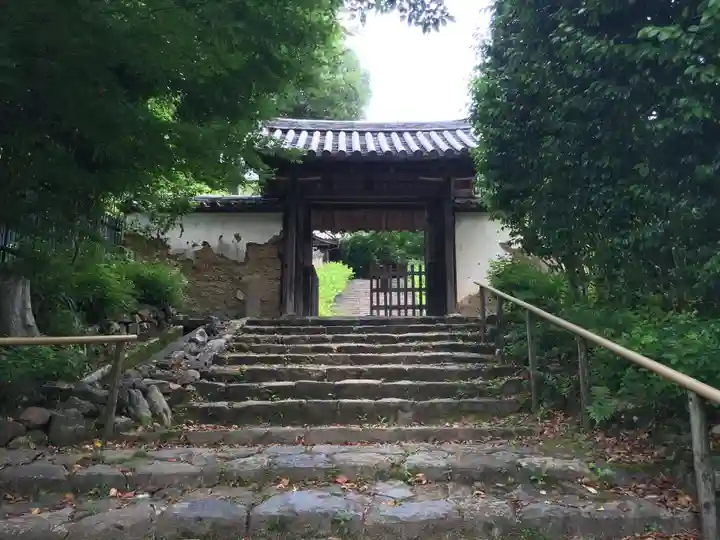 白毫寺の山門・神門