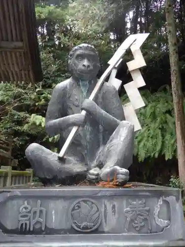 日吉神社の狛犬