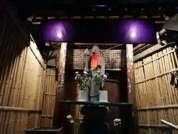 道玄坂地蔵尊の本殿・本堂