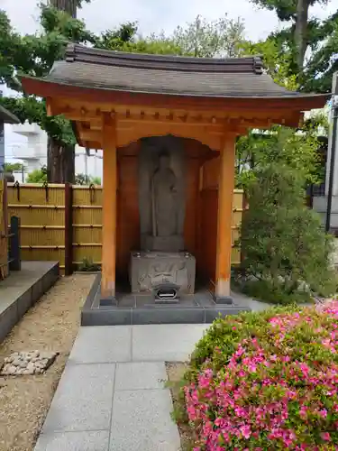 観音寺の像