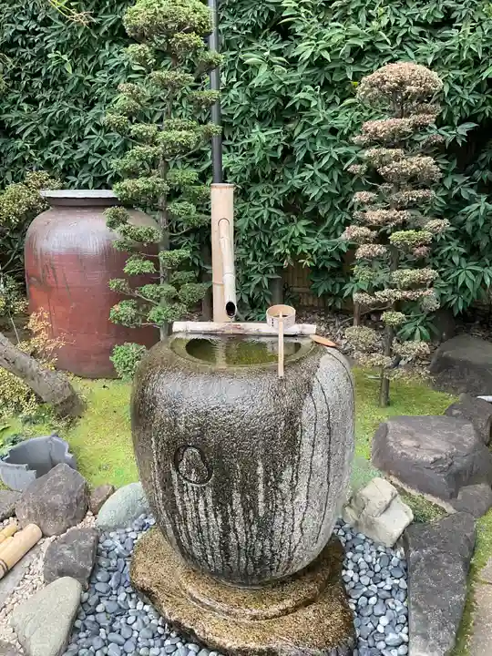 常性寺の手水舎