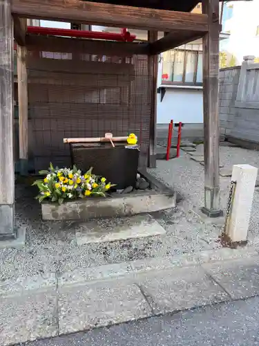 上尾御嶽神社の手水舎