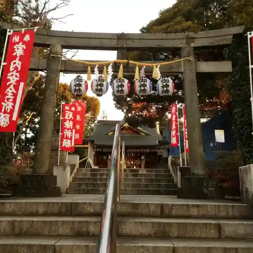 中野沼袋氷川神社の鳥居