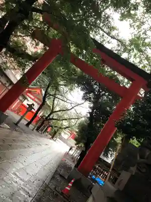 花園神社の鳥居