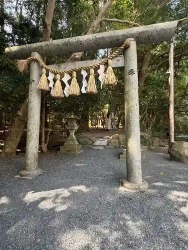 椿大神社の{uncategorized: "未分類", other: "その他", undefined: "問題あり", building: "その他建物", grave: "お墓", sacred_gate: "鳥居", guardian: "狛犬", statue: "像", buddha: "仏像", history: "歴史", nature: "自然", garden: "庭園", animal: "動物", pagoda: "塔", temizu: "手水舎", mountain_gate: "山門・神門", sanctuary: "本殿・本堂", subordinate: "末社・摂社", art: "芸術", scenery: "景色", jizo: "地蔵", ema: "絵馬", goshuin: "御朱印", omikuji: "おみくじ", items: "授与品その他", amulet: "お守り", goshuincho: "御朱印帳", eats: "食事", festival: "お祭り", votive_dance: "神楽", shichigosan: "七五三参", wedding: "結婚式", experience: "体験その他", initially: "初詣", around: "周辺", anti_infection: "感染症対策"}