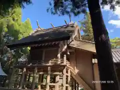 六所神社の本殿