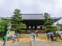 常楽寺の本殿・本堂
