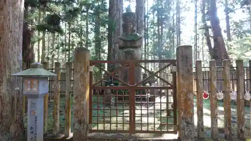 高野山金剛峯寺奥の院(和歌山県)