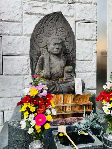 赤坂不動尊威徳寺(東京都)