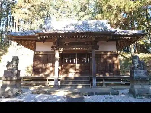八宮神社（越畑）の{uncategorized: "未分類", other: "その他", undefined: "問題あり", building: "その他建物", grave: "お墓", sacred_gate: "鳥居", guardian: "狛犬", statue: "像", buddha: "仏像", history: "歴史", nature: "自然", garden: "庭園", animal: "動物", pagoda: "塔", temizu: "手水舎", mountain_gate: "山門・神門", sanctuary: "本殿・本堂", subordinate: "末社・摂社", art: "芸術", scenery: "景色", jizo: "地蔵", ema: "絵馬", goshuin: "御朱印", omikuji: "おみくじ", items: "授与品その他", amulet: "お守り", goshuincho: "御朱印帳", eats: "食事", festival: "お祭り", votive_dance: "神楽", shichigosan: "七五三参", wedding: "結婚式", experience: "体験その他", initially: "初詣", around: "周辺", anti_infection: "感染症対策"}