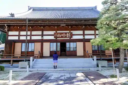 渓雲寺の本殿