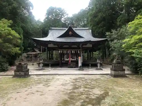 大笹原神社の本殿