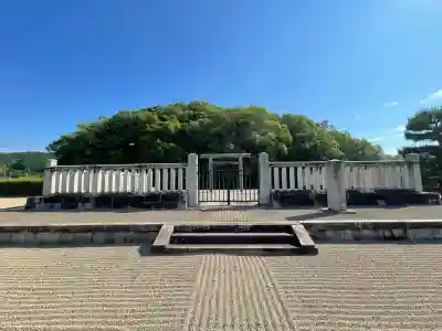 宣化天皇陵（身狹桃花鳥坂上陵）(奈良県)