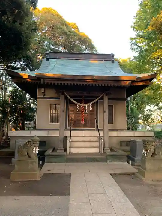 子安神社の本殿・本堂
